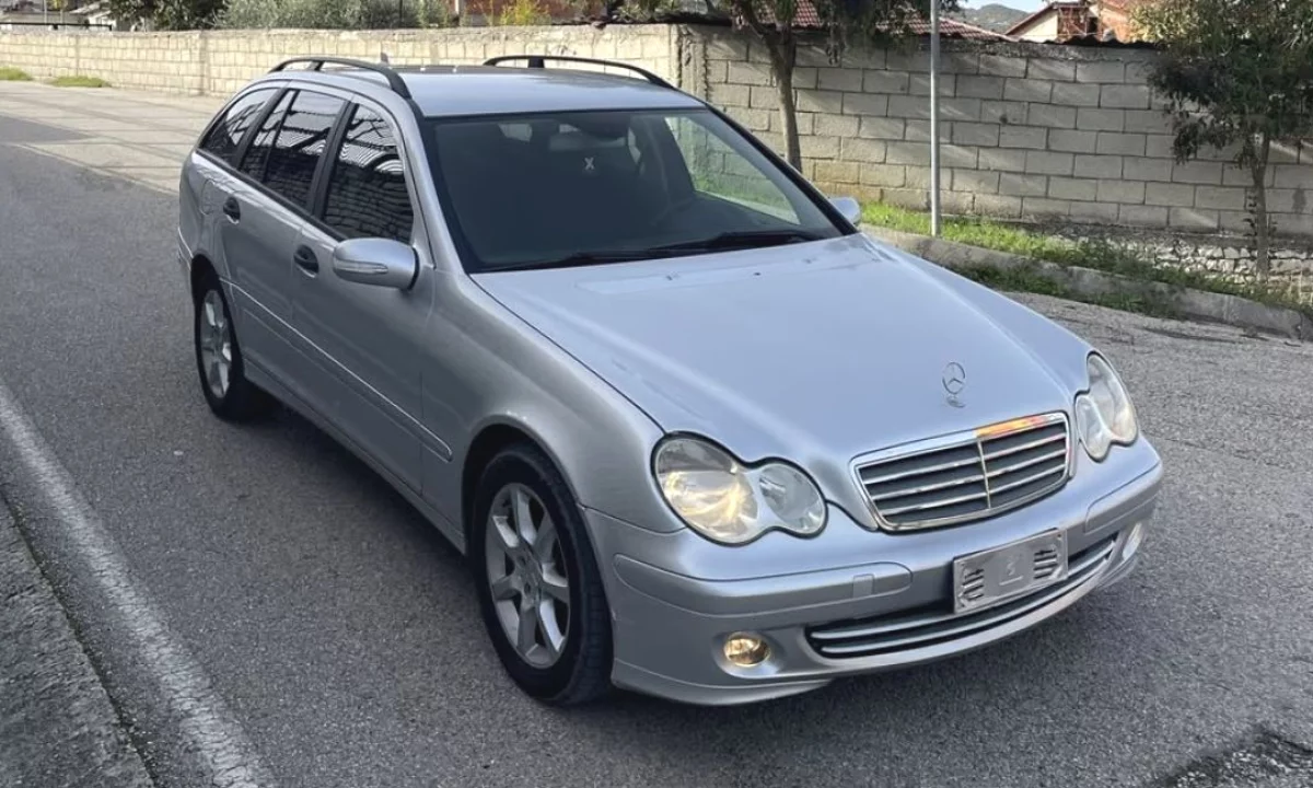 Auto in Vendita a Tirana, Mercedes-Benz, 2007 Diesel,Kambio Automatik Pagamento 3,750  Euro.