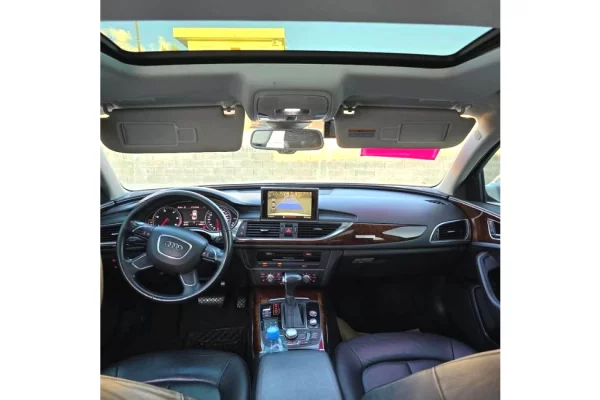 Auto in Vendita a Tirana - 9,800 Euro