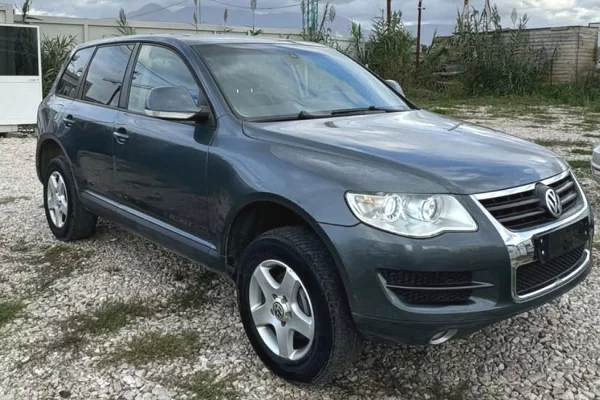 Auto in Vendita a Tirana - 6,300 Euro