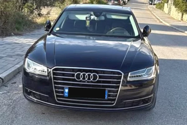 Auto in Vendita a Tirana - 20,900 Euro