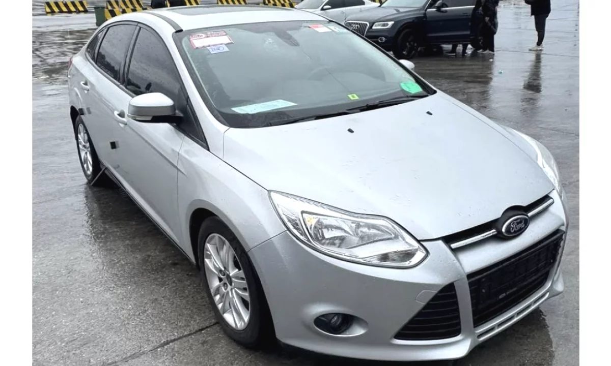 Auto in Vendita a Tirana, Ford, 2013 Diesel,Kambio Automatik Pagamento 6,990  Euro.