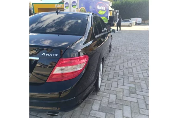 Auto in Vendita a Tirana - 6,500 Euro