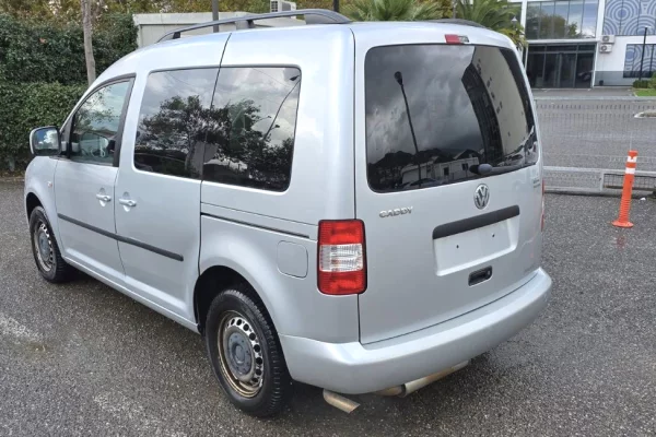 Auto in Vendita a Tirana - 4,000 Euro