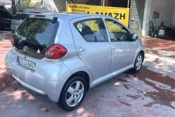 Auto in Vendita a Tirana - 3,700 Euro