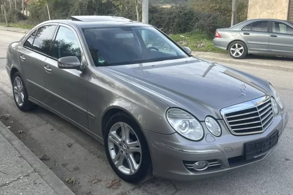 Auto in Vendita a Tirana - 6,500 Euro