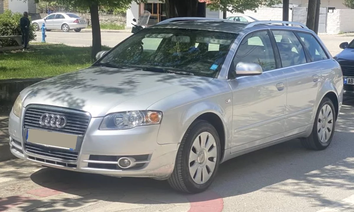 Auto in Vendita a Tirana, Audi, 2006 Diesel,Kambio Automatik Pagamento 3,800  Euro.