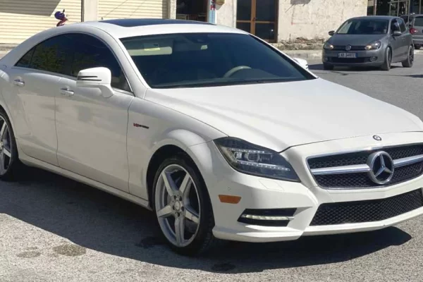 Auto in Vendita a Tirana - 10,500 Euro