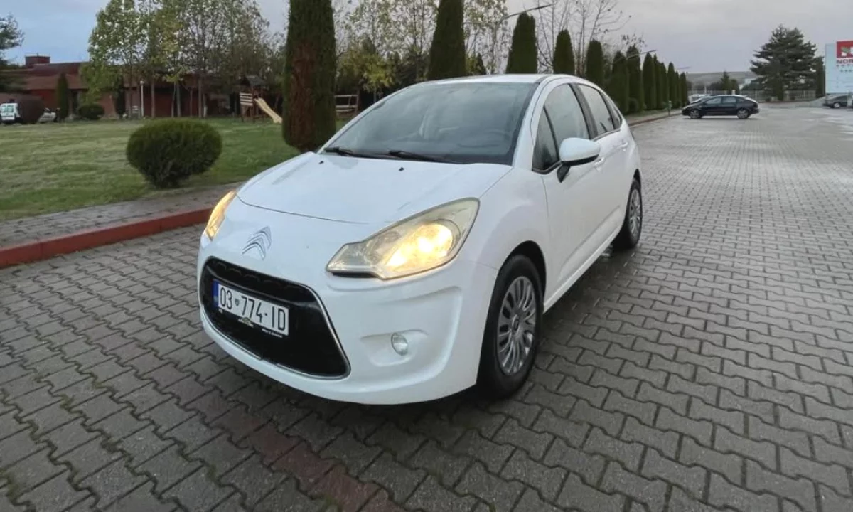 Auto in Vendita a Pristina, Citroen, 2011 Diesel,Kambio Automatik Pagamento 4,300  Euro.