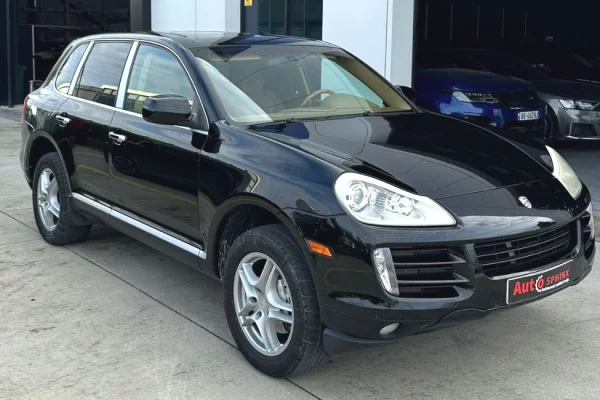 Auto in Vendita a Tirana - 7,000 Euro