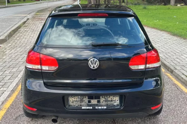 Auto in Vendita a Valona - 4,800 Euro