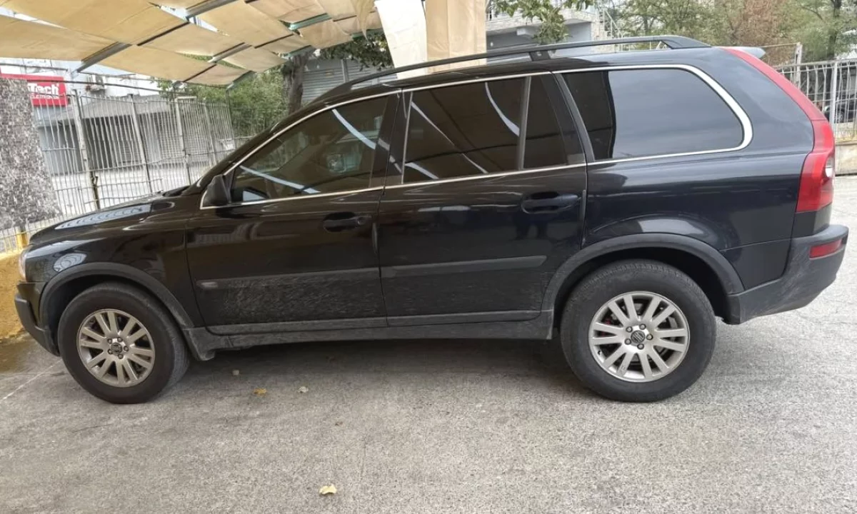 Auto in Vendita a Tirana, Volvo, 2012 Diesel,Kambio Automatik Pagamento 6,000  Euro.