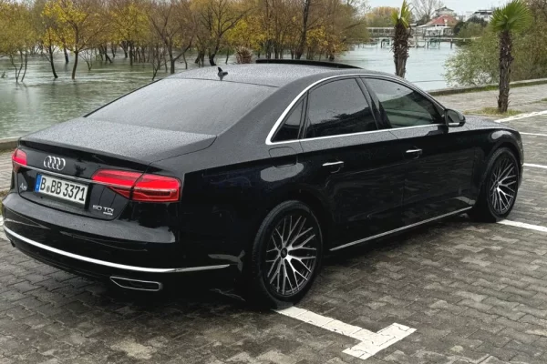 Auto in Vendita a Tirana - 18,500 Euro