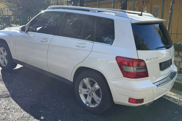 Auto in Vendita a Tirana - 8,500 Euro