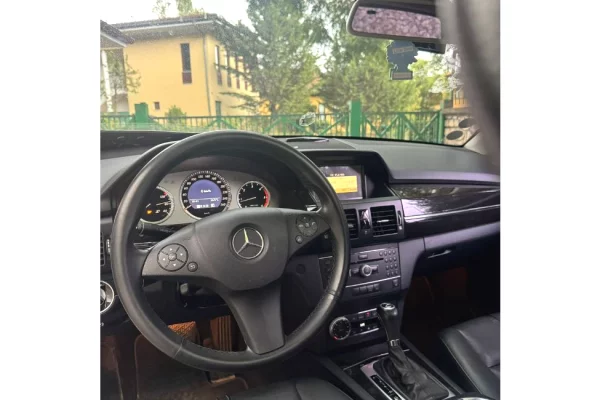 Auto in Vendita a Tirana - 8,500 Euro