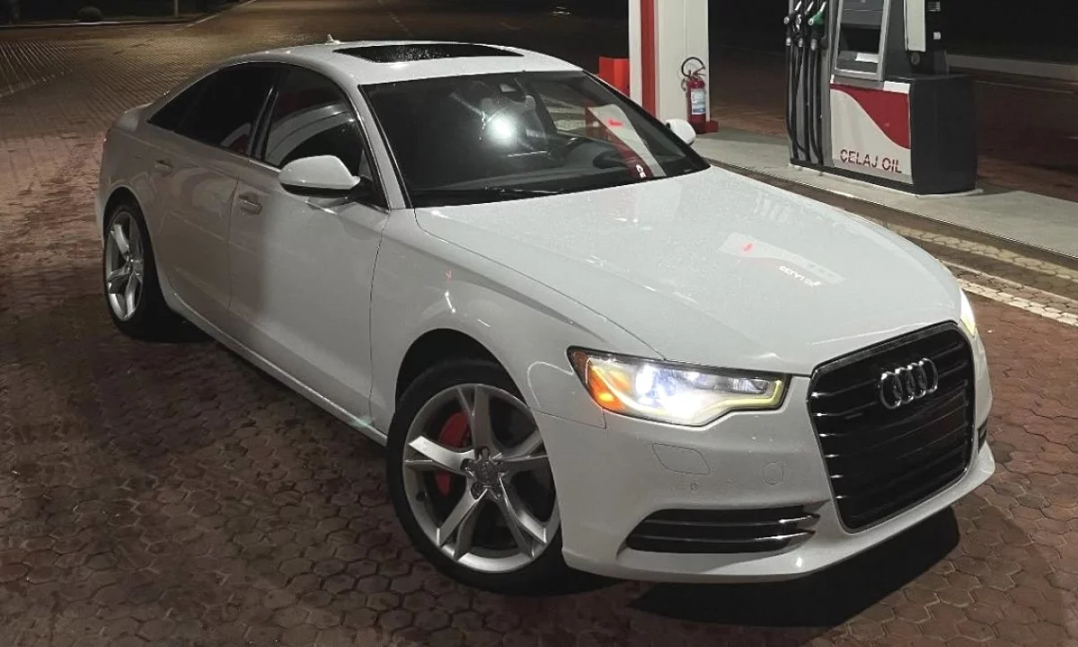 Auto in Vendita a Tirana, Audi, 2012 Diesel,Kambio Automatik Pagamento 7,499  Euro.