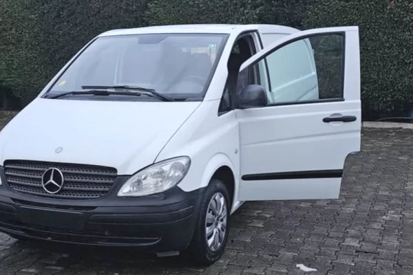 Auto in Vendita a Scutari - 7,400 Euro