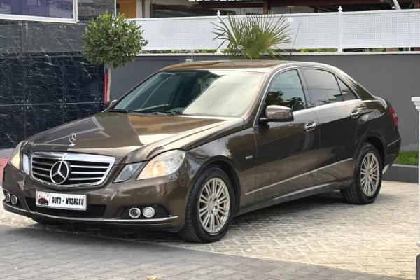 Auto in Vendita a Tirana - 6,700 Euro