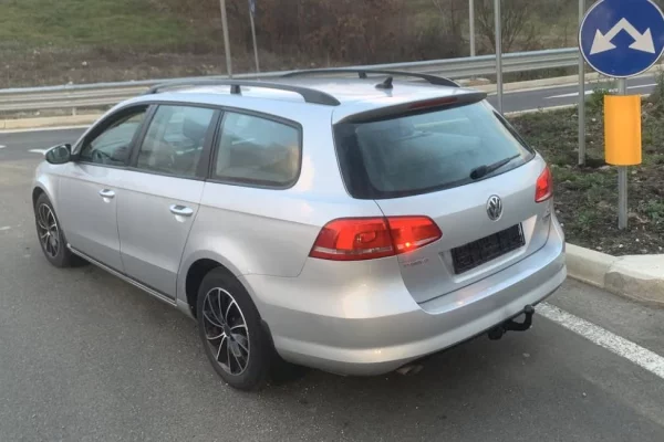 Auto in Vendita a Tirana - 6,000 Euro