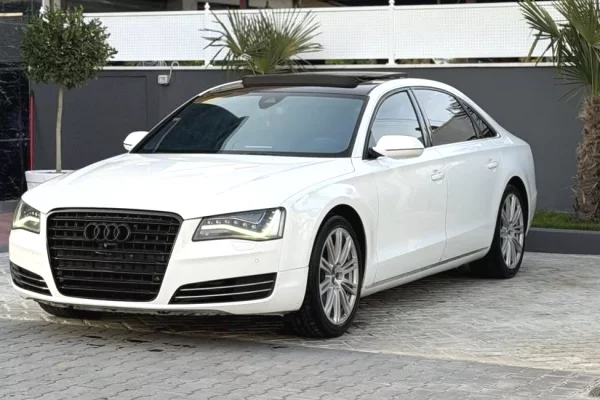 Auto in Vendita a Tirana - 12,500 Euro