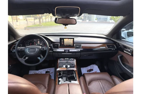 Auto in Vendita a Tirana - 12,500 Euro