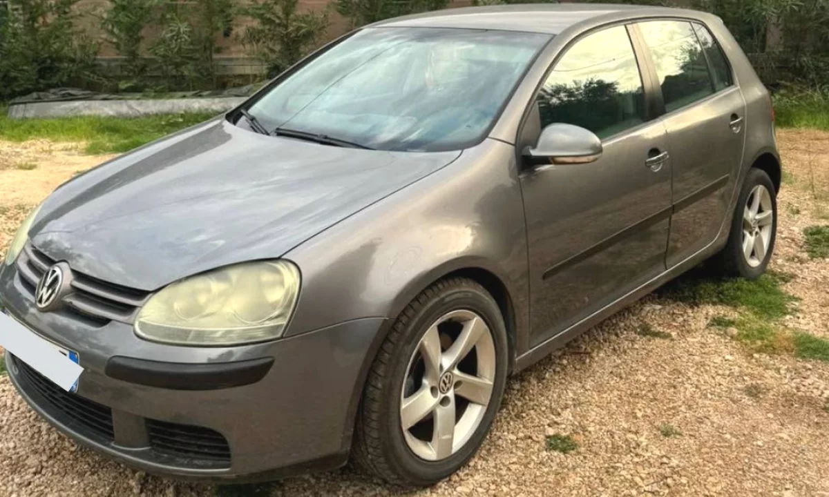 Auto in Vendita a Tirana, Volkswagen, 2005 Diesel,Kambio Manual Pagamento 3,500  Euro.
