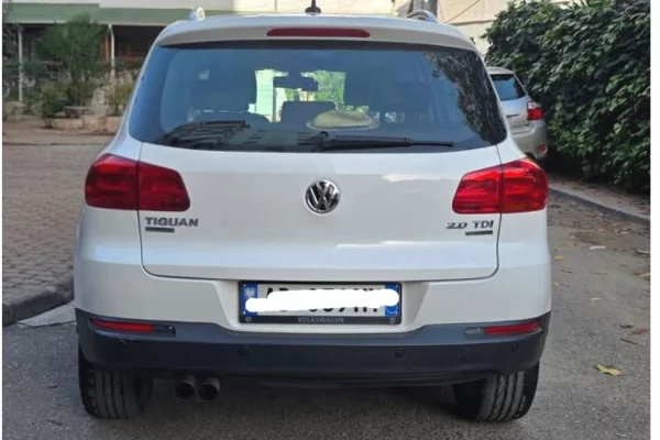 Auto in Vendita a Tirana - 8,900 Euro