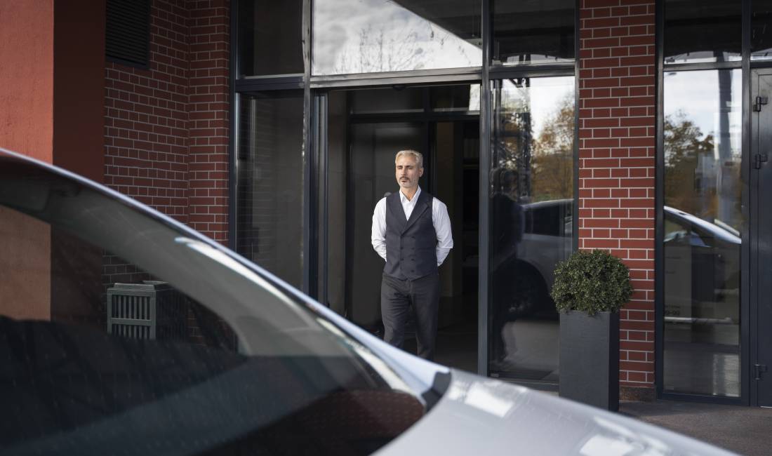 Njoftime Pune ne Tirane, Profesioni Roje turni 3 , Pa Eksperience, Pagesa 500  Euro.