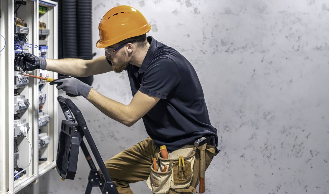 Njoftime Pune ne Tirane, Profesioni Mirëmbajtës Teknik Hoteli , Fillestar/Pak eksperience, Pagesa 900  Euro.