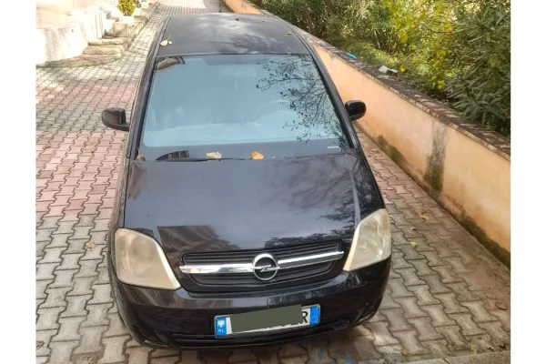Auto in Vendita a Tirana - 700 Euro
