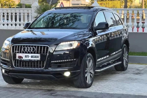 Auto in Vendita a Tirana - 8,500 Euro