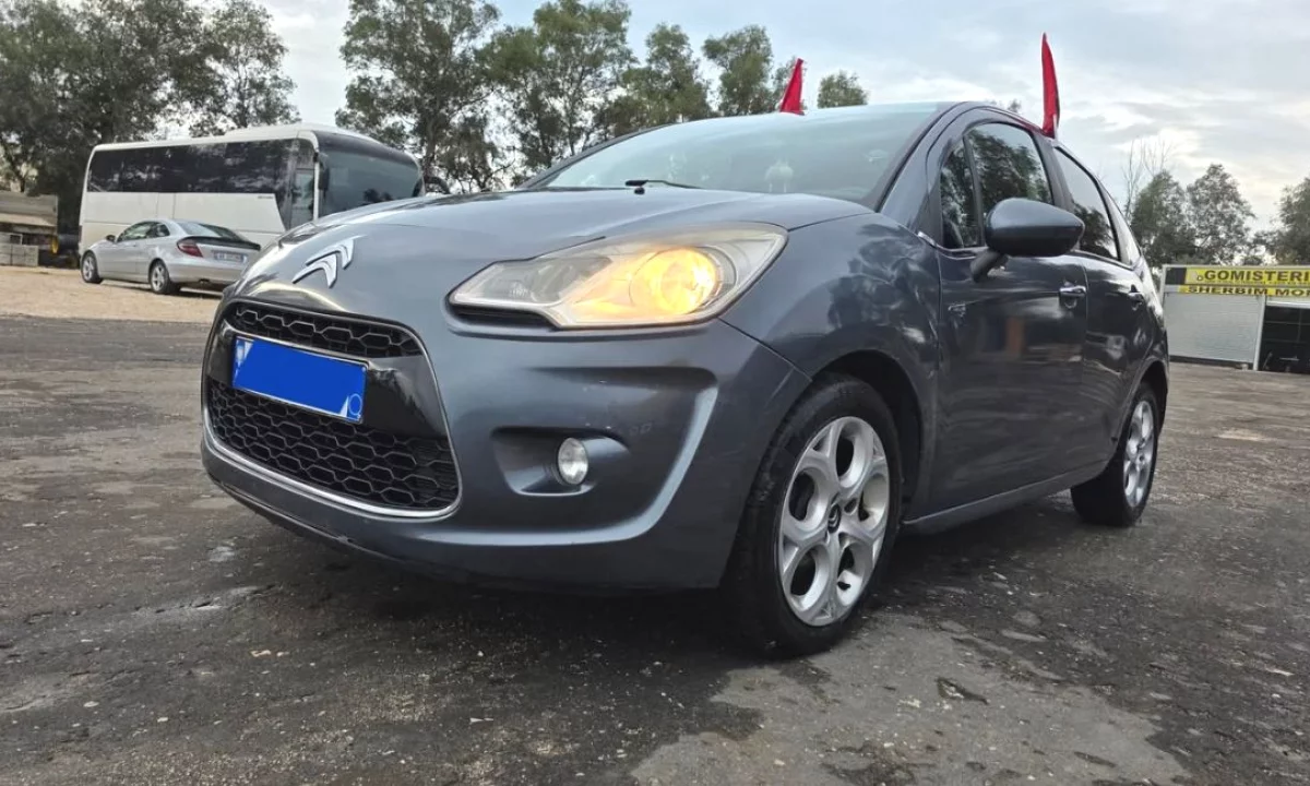 Auto in Vendita a Durazzo, Citroen, 2012 Diesel,Kambio Manual Pagamento 5,300  Euro.
