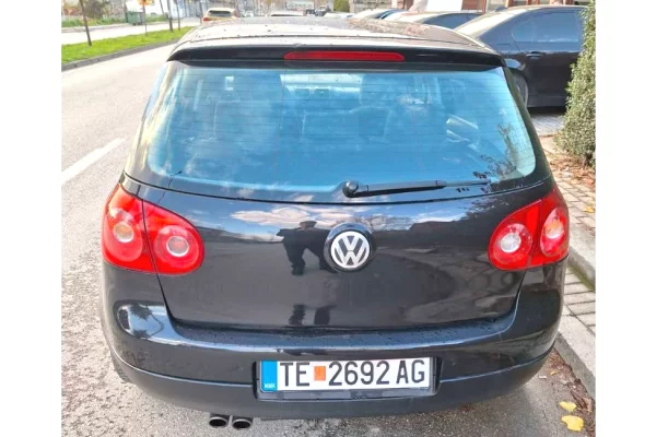 Auto in Vendita a Tirana - 3,800 Euro