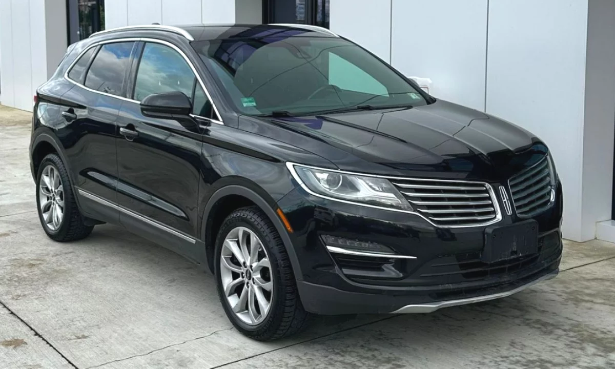 Auto in Vendita a Tirana, Lincoln, 2015 Diesel,Kambio Automatik Pagamento 14,500  Euro.