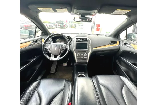 Auto in Vendita a Tirana - 14,500 Euro