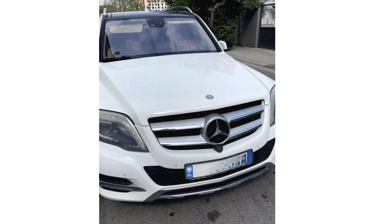 Auto in Vendita a Tirana, Mercedes-Benz, 2014 Diesel,Kambio Automatik Pagamento 12,500  Euro.