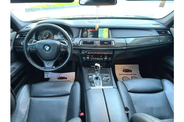 Auto in Vendita a Fier - 15,000 Euro