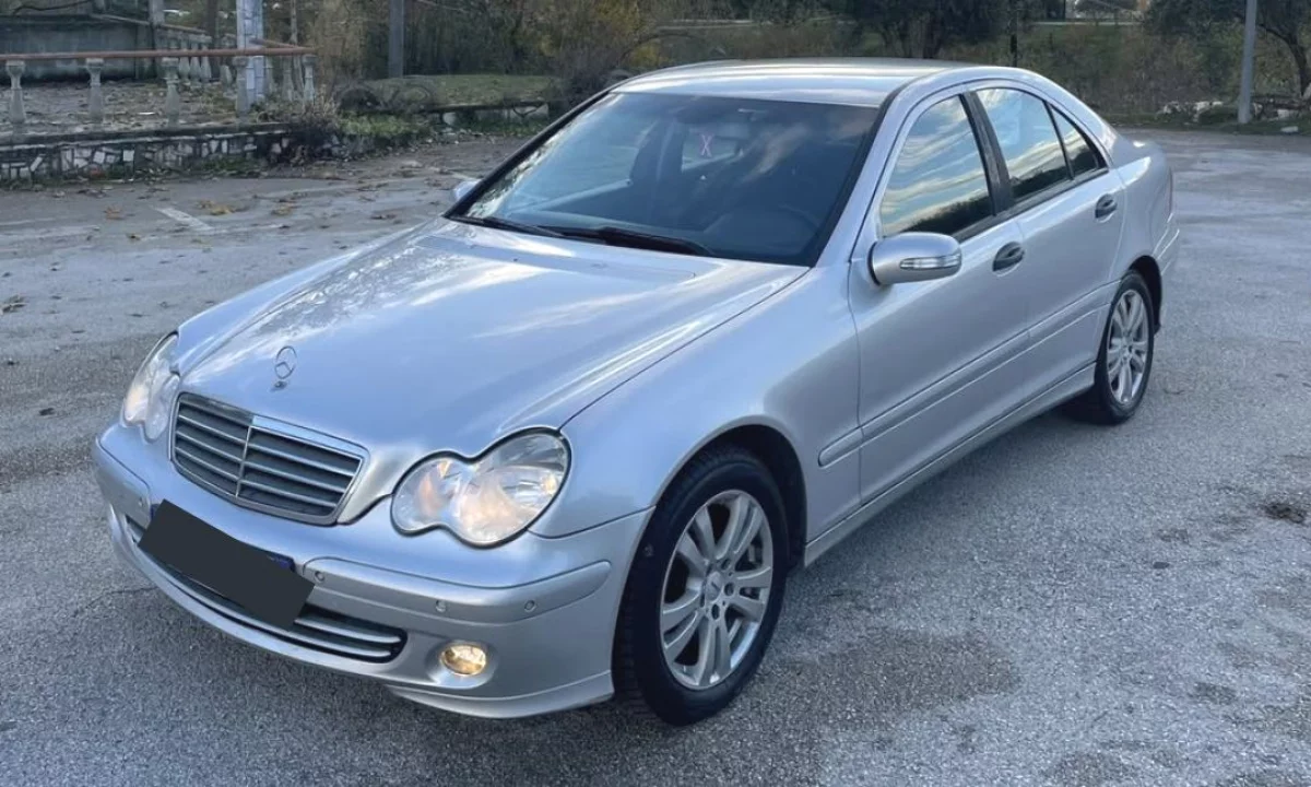 Auto in Vendita a Tirana, Mercedes-Benz, 2007 Diesel,Kambio Automatik Pagamento 4,700  Euro.