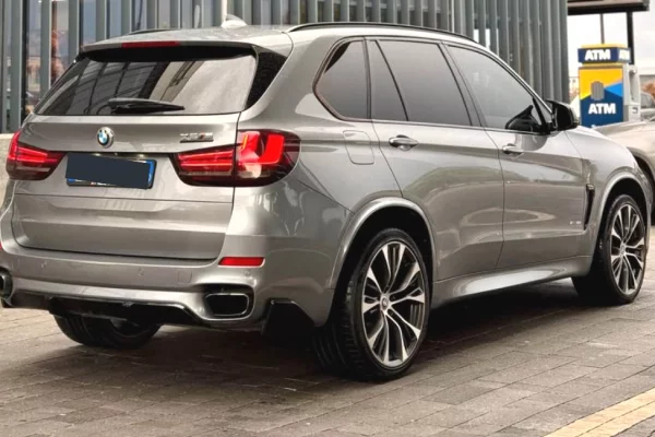 Auto in Vendita a Durazzo - 17,900 Euro