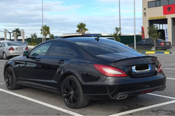 Auto in Vendita a Tirana - 22,000 Euro