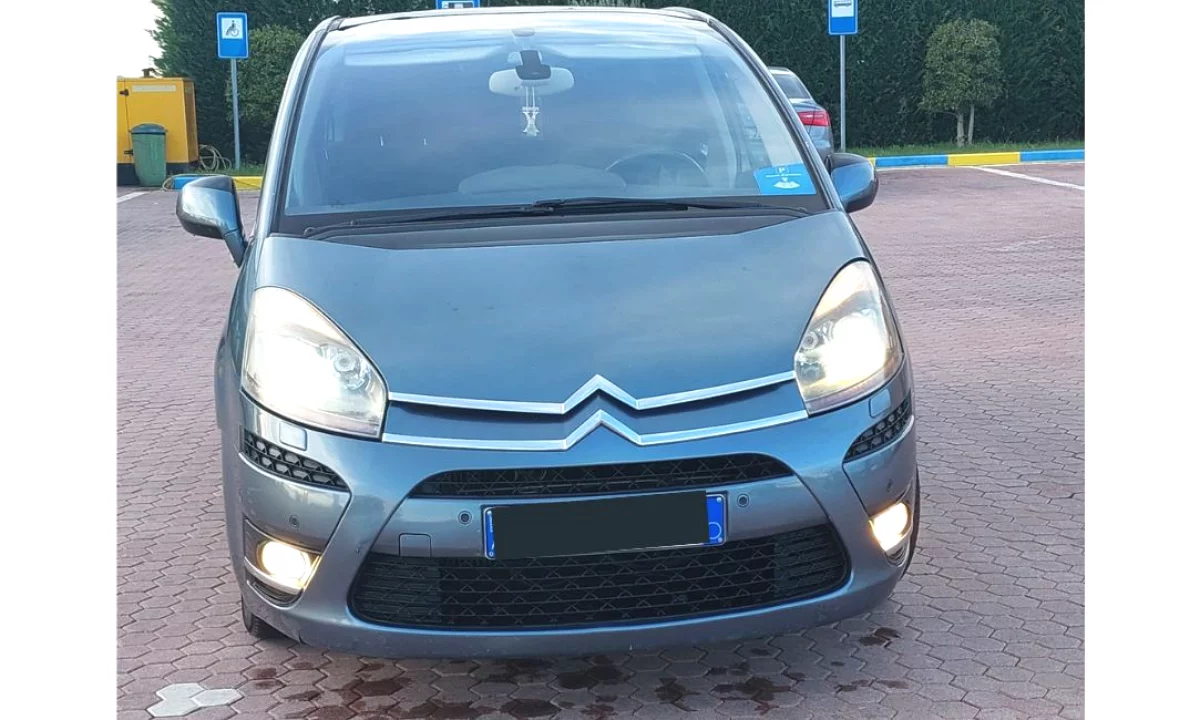 Auto in Vendita a Tirana, Citroen, 2008 Diesel,Kambio Manual Pagamento 2,900  Euro.