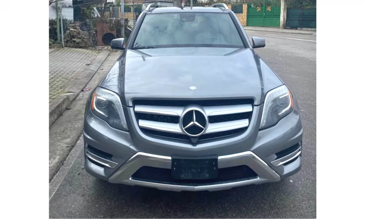 Auto in Vendita a Tirana, Mercedes-Benz, 2011 Diesel,Kambio Automatik Pagamento 12,500  Euro.