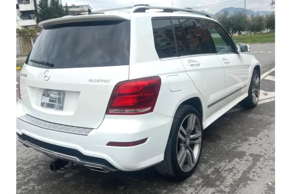 Auto in Vendita a Tirana - 13,500 Euro