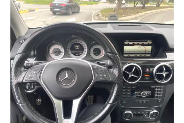 Auto in Vendita a Tirana - 13,500 Euro