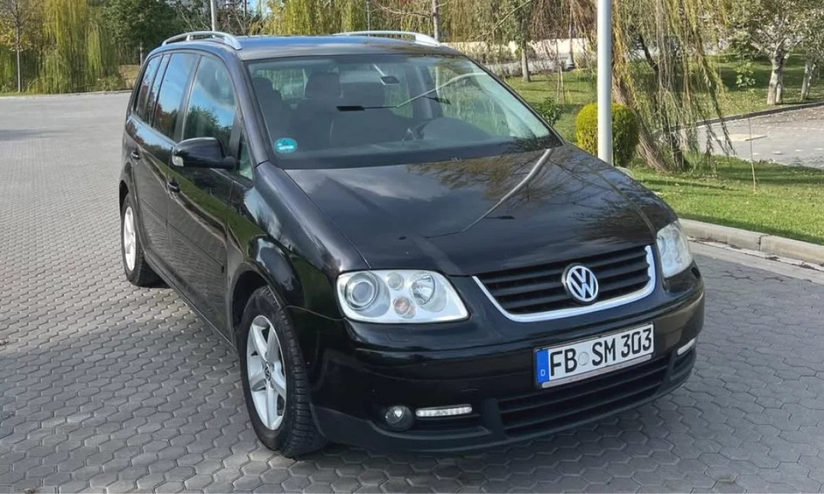 Auto in Vendita a Tirana, Volkswagen, 2007 Diesel,Kambio Automatik Pagamento 3,700  Euro.