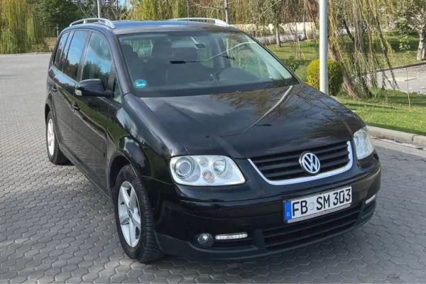 Auto in Vendita a Tirana - 3,700 Euro