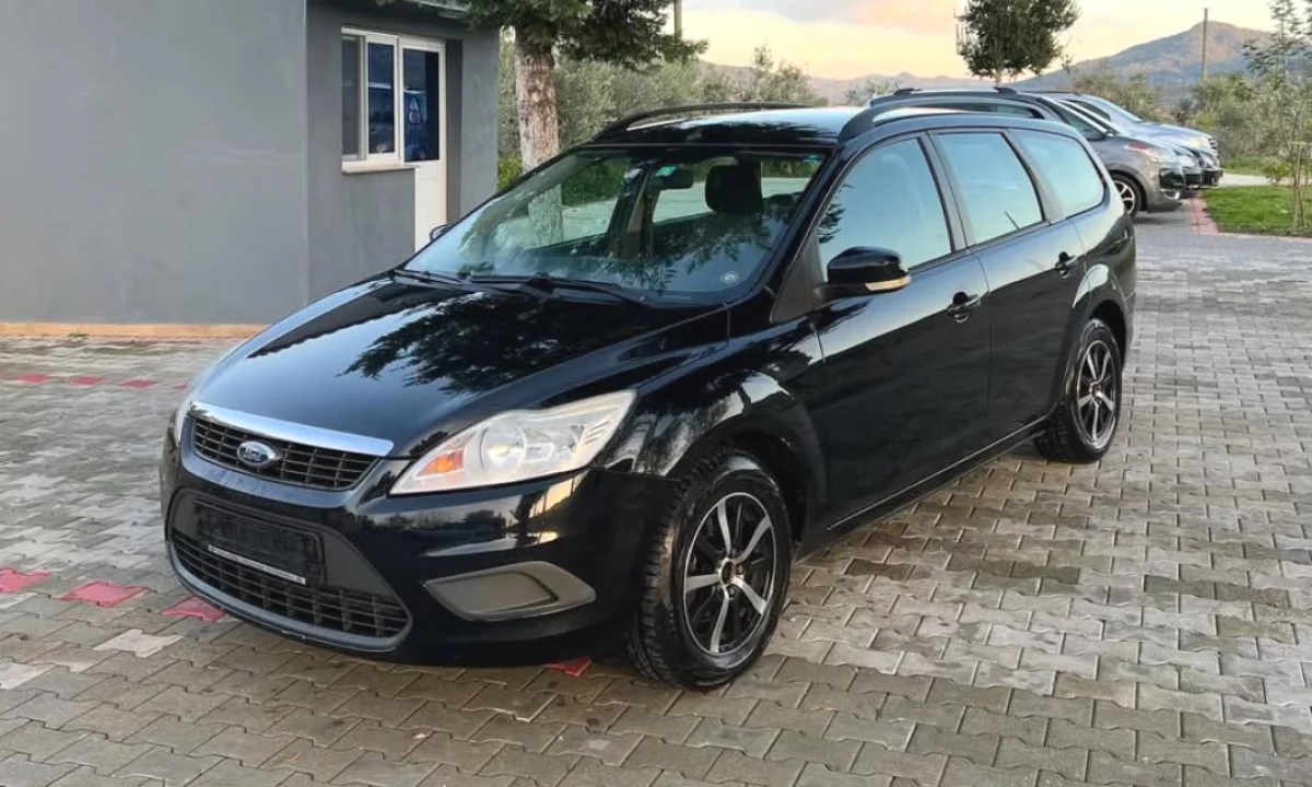 Auto in Vendita a Tirana, Ford, 2011 Diesel,Kambio Manual Pagamento 3,300  Euro.