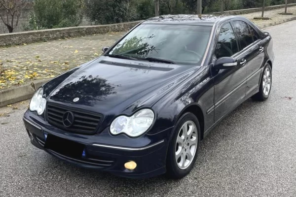  Shitet Mercedes-Benz W203 C180 Kompressor