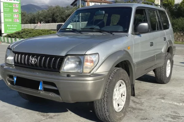 Auto in Vendita a Tirana - 11,500 Euro
