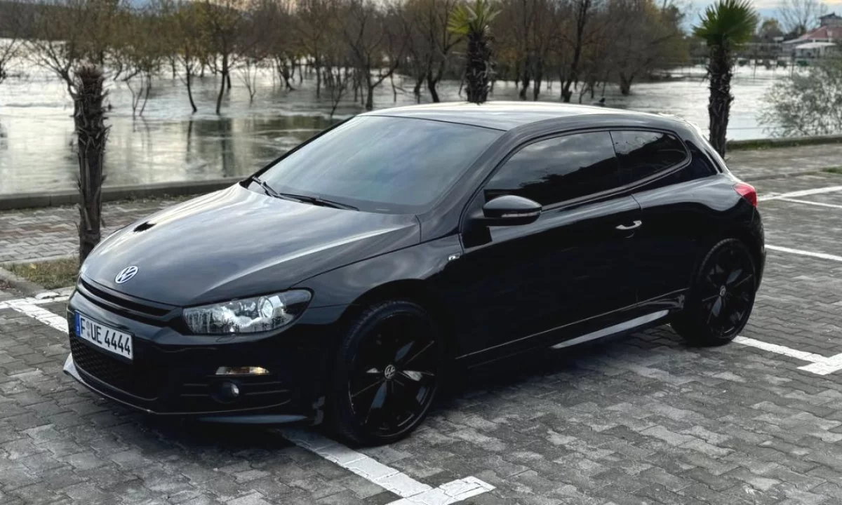 Auto in Vendita a Tirana, Volkswagen, 2013 Diesel,Kambio Automatik Pagamento 8,500  Euro.