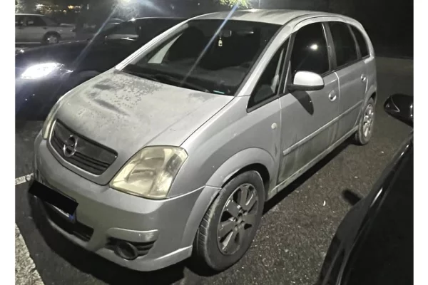 Auto in Vendita a Tirana - 1,300 Euro